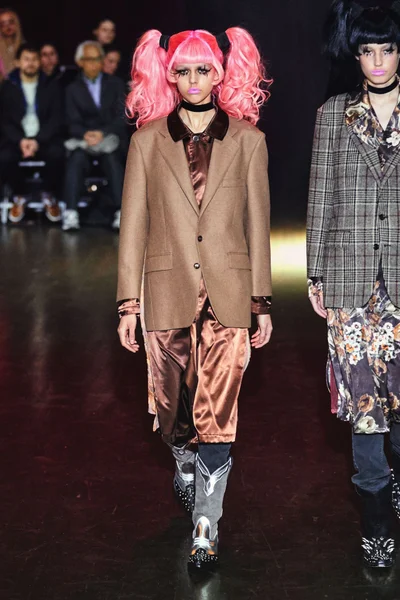 Look 34